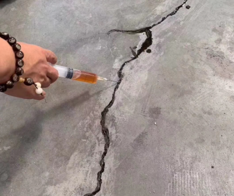 崇义混凝土裂缝修补技术详解​